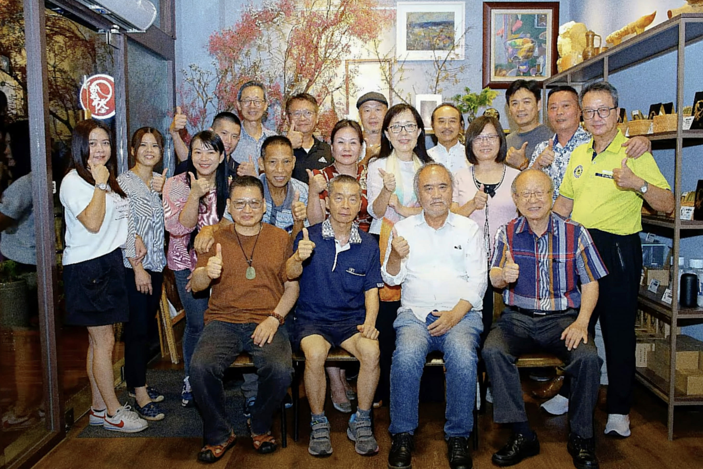 晴美方圓文化藝術基金會於2025年7月4日舉辦了一場藝術家創作交流聚會。