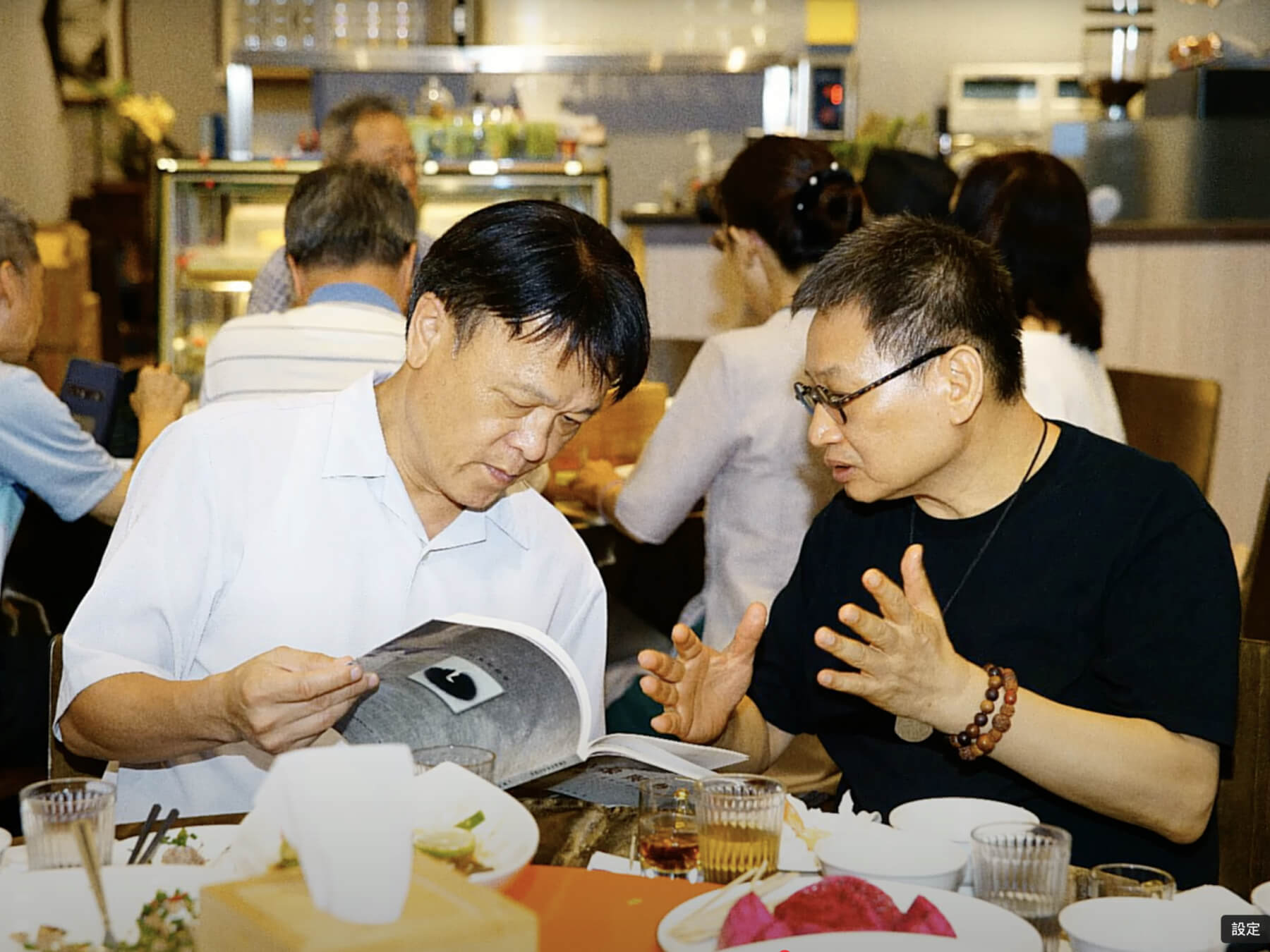 文化局副局長-曾能汀 與 藝術家-廖文潭 對談。